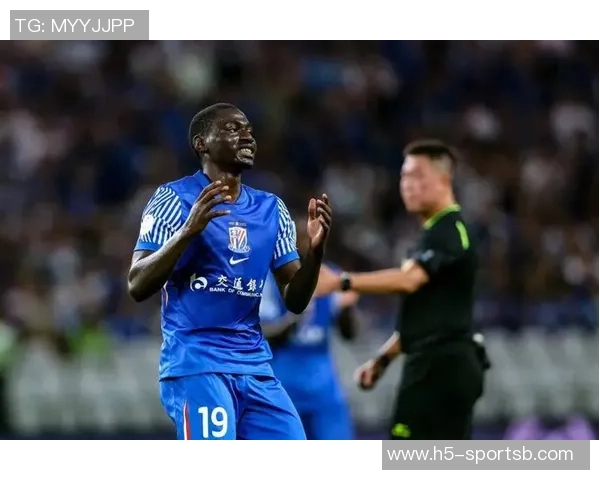 申花球员身价波动分析蒋圣龙等7人上涨米内罗阿苏埃等14人下跌 申花球员身价波动分析蒋圣龙等7人上涨米内罗阿苏埃等14人下跌